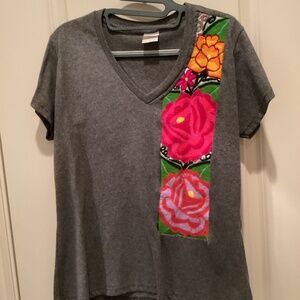Yazbek Ella Gray V-Neck Embroidered Floral Top (XL)